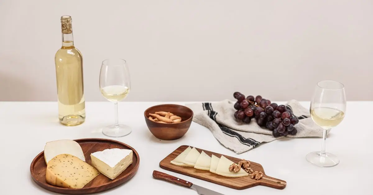 Le Fromage : Histoire, Types et Dégustation