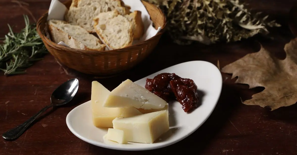 Le Fromage de Saison : Quoi Déguster Selon les Mois