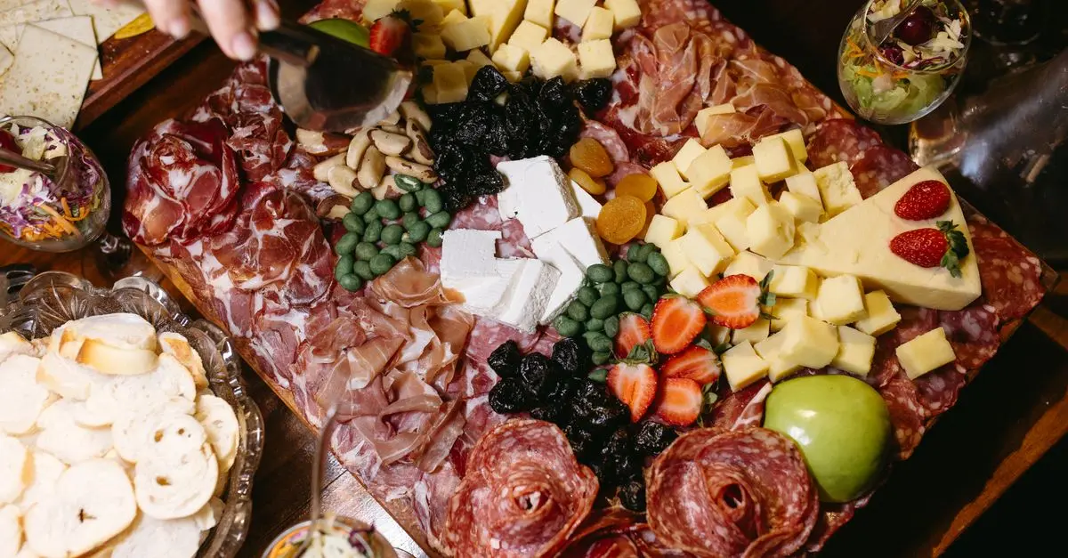 Guide Pratique pour Apprécier le Fromage : Techniques et Conseils