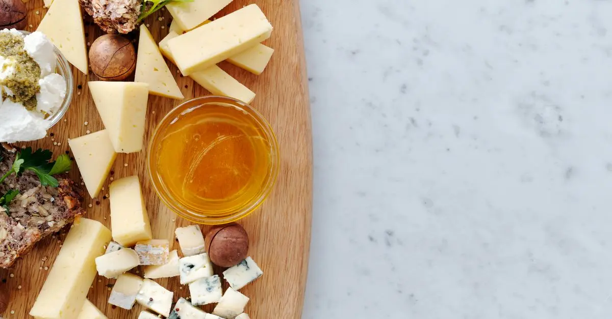 Les Fromages de Chèvre : Spécialités et Saveurs