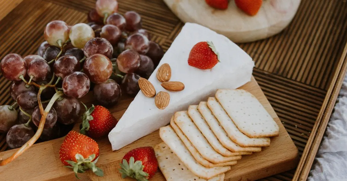 Brie vs Camembert : Lequel Choisir ?