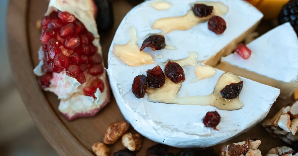 Tout Savoir sur le Fromage à Pâte Molle : Variétés et Dégustation