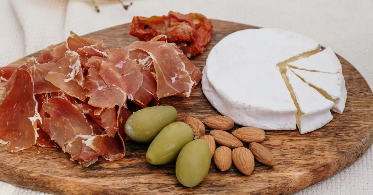 Déguster du Bleu : Notre Sélection des Meilleurs Fromages Persillés