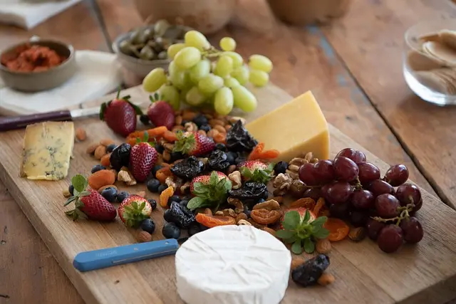 Guide Pratique pour Créer un Plateau de Fromages Équilibré