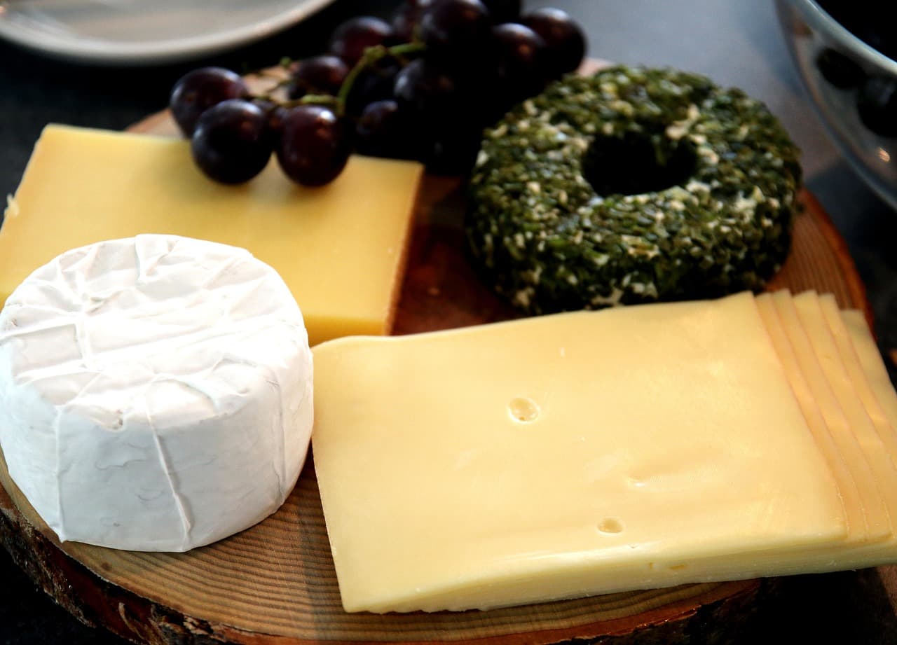 Le Fromage : Guide Complet pour Déguster et Apprécier